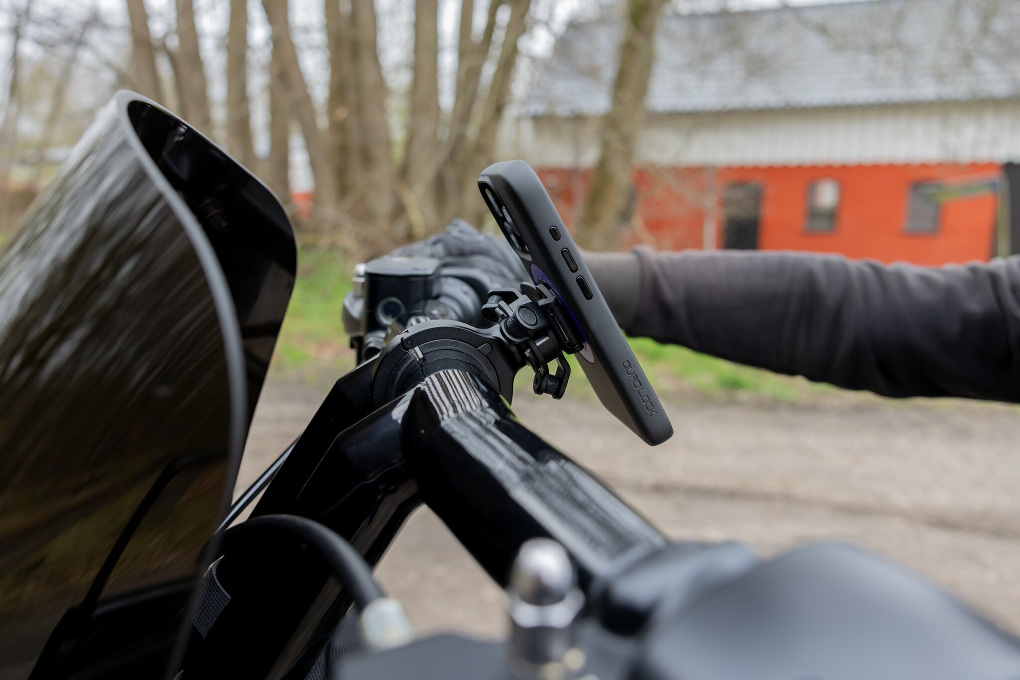 Handlebar Mount Pro Large_QLA-VDM MOTO, QLM-LHB-PRO_4978